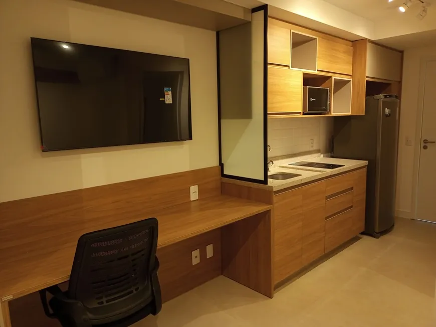 Foto 1 de Apartamento com 1 Quarto para alugar, 33m² em Brooklin, São Paulo