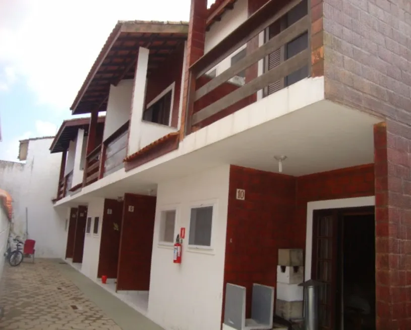Foto 1 de Casa de Condomínio com 2 Quartos à venda, 75m² em Jardim Oásis, Itanhaém