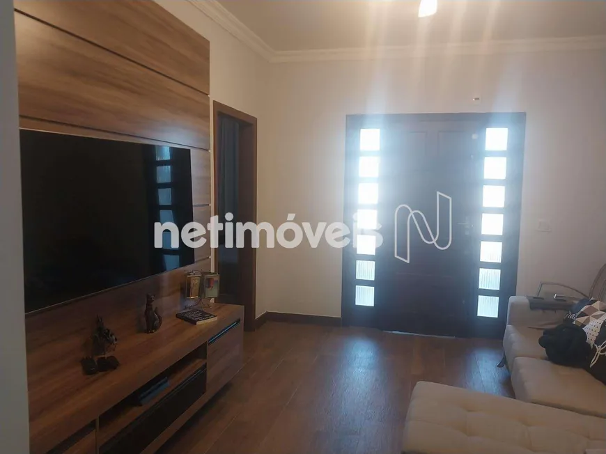 Foto 1 de Casa com 3 Quartos à venda, 210m² em Colégio Batista, Belo Horizonte