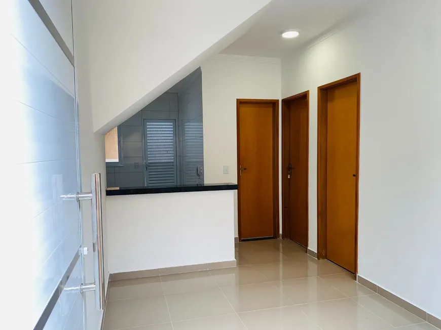 Foto 1 de Casa de Condomínio com 2 Quartos à venda, 74m² em Samambaia, Praia Grande