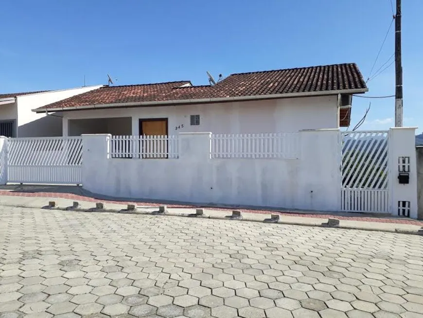 Foto 1 de Casa com 3 Quartos à venda, 160m² em Souza Cruz, Brusque