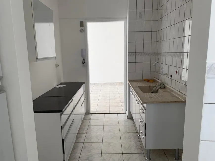 Foto 1 de Apartamento com 2 Quartos para alugar, 62m² em Parque Taboão, Taboão da Serra