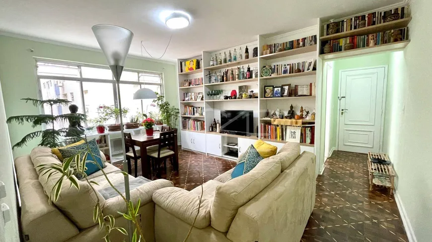 Foto 1 de Apartamento com 3 Quartos à venda, 108m² em Pompeia, Santos