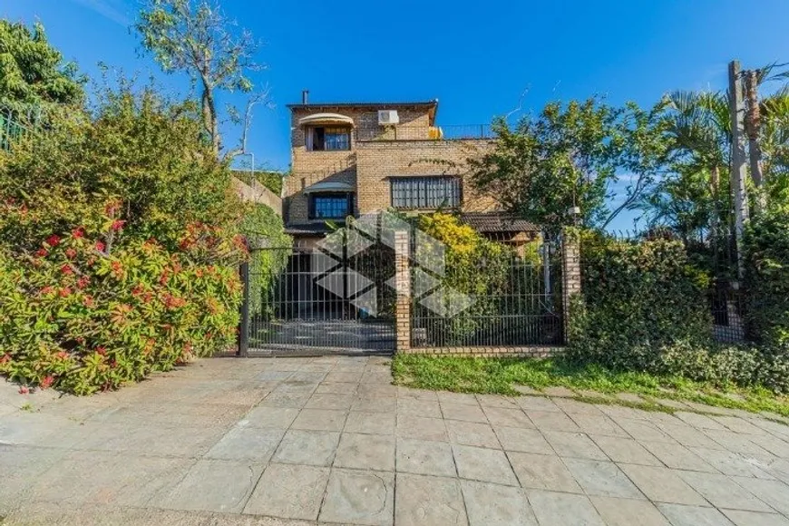 Foto 1 de Casa com 4 Quartos à venda, 231m² em Cristal, Porto Alegre