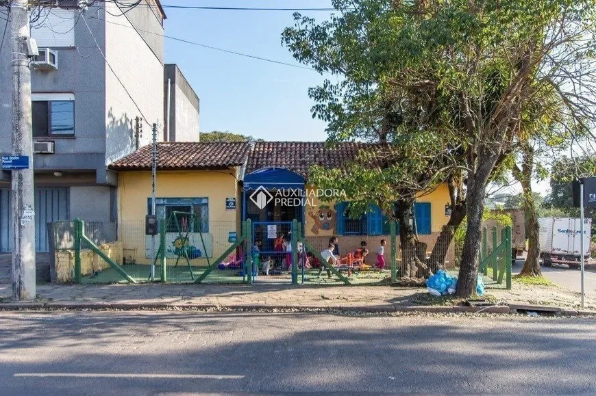 Foto 1 de Casa com 3 Quartos à venda, 150m² em Sarandi, Porto Alegre