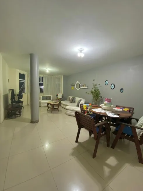 Foto 1 de Casa de Condomínio com 4 Quartos à venda, 305m² em Vargem Pequena, Rio de Janeiro