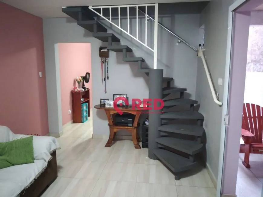 Foto 1 de Sobrado com 3 Quartos à venda, 176m² em Jardim Santo Amaro, Sorocaba