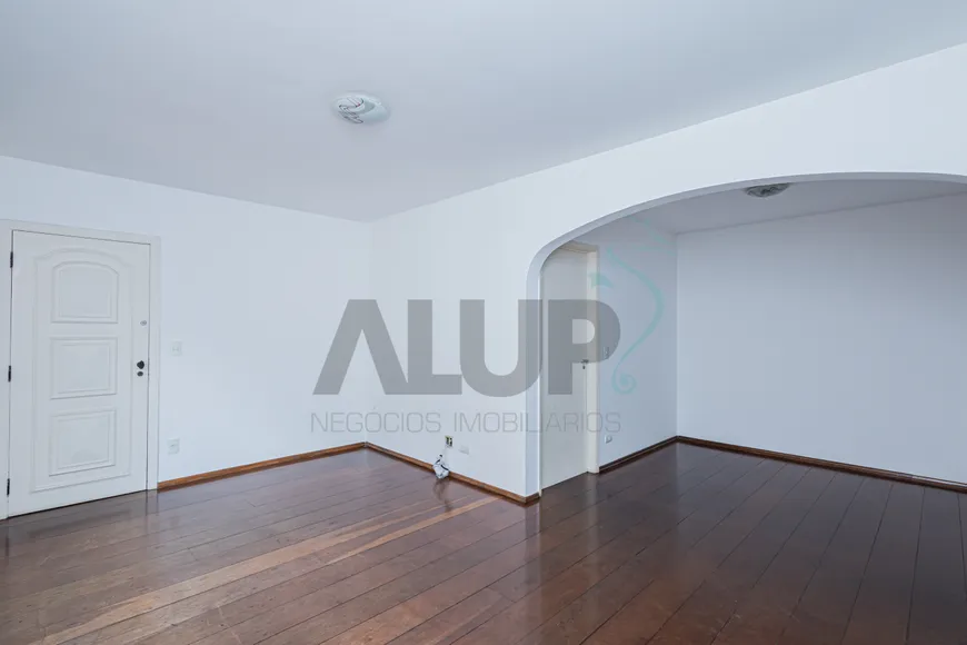 Foto 1 de Apartamento com 3 Quartos para venda ou aluguel, 110m² em Brooklin, São Paulo