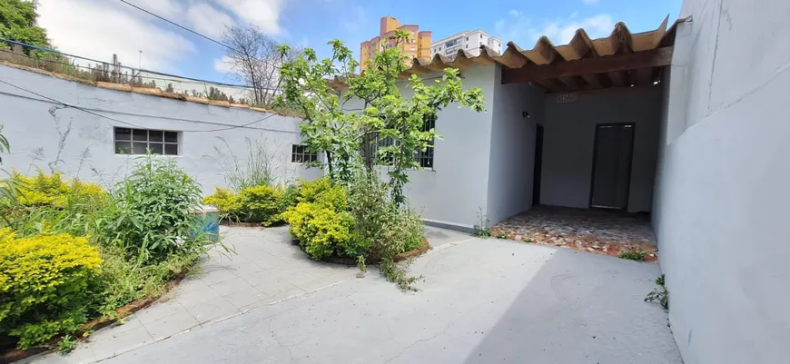 Foto 1 de Casa com 2 Quartos para alugar, 60m² em Imirim, São Paulo