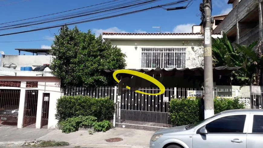 Foto 1 de Casa com 3 Quartos à venda, 300m² em Jardim Carmel, Cotia