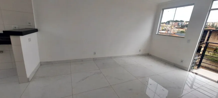 Foto 1 de Casa com 2 Quartos à venda, 90m² em Palmares, Belo Horizonte