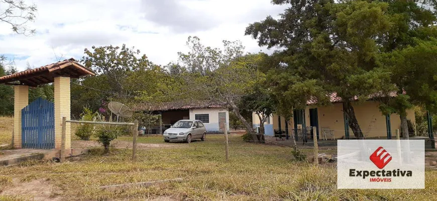 Foto 1 de Fazenda/Sítio com 3 Quartos à venda, 484000m² em Bom Jesus, Curvelo