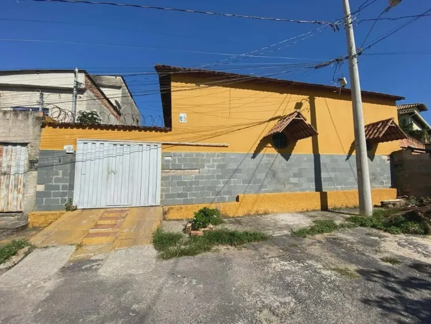 Foto 1 de Casa com 4 Quartos à venda, 277m² em Piratininga Venda Nova, Belo Horizonte