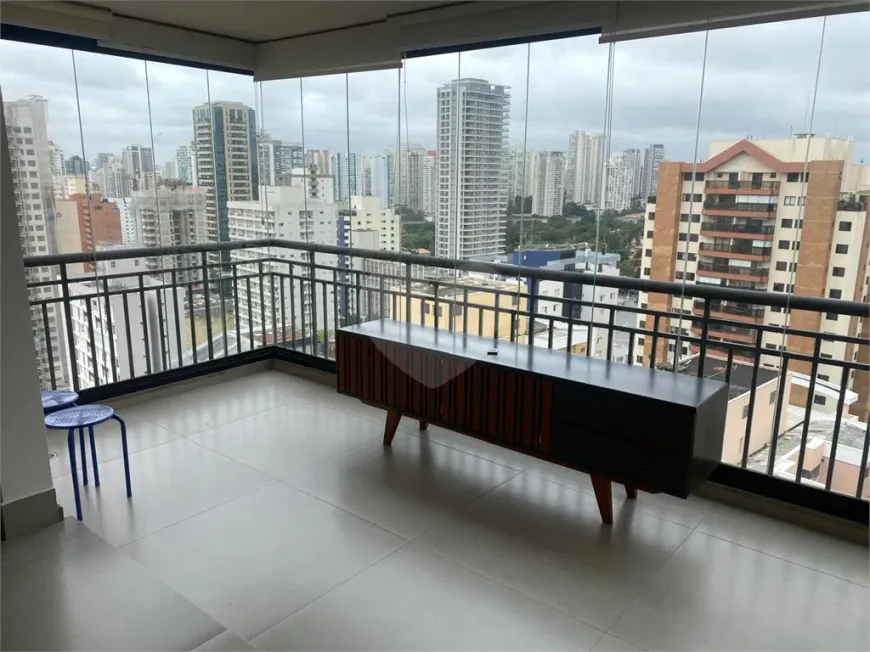 Foto 1 de Apartamento com 4 Quartos para alugar, 125m² em Campo Belo, São Paulo