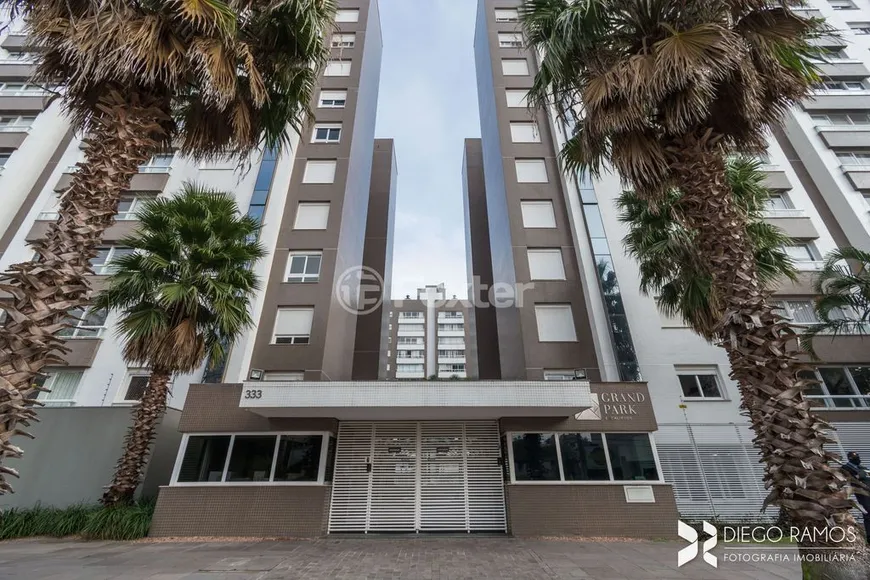 Foto 1 de Apartamento com 3 Quartos à venda, 127m² em Menino Deus, Porto Alegre