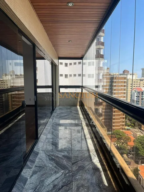 Foto 1 de Apartamento com 4 Quartos para venda ou aluguel, 273m² em Cambuí, Campinas