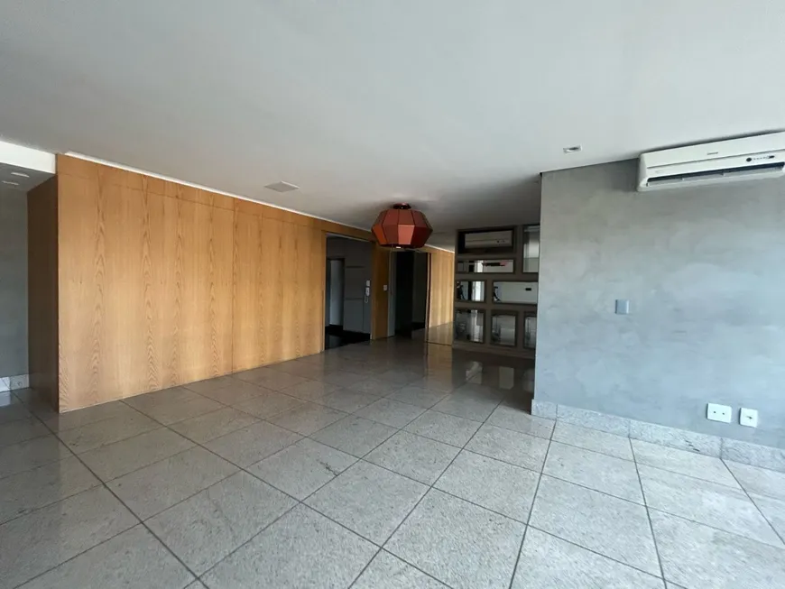 Foto 1 de Apartamento com 3 Quartos para alugar, 262m² em Gutierrez, Belo Horizonte