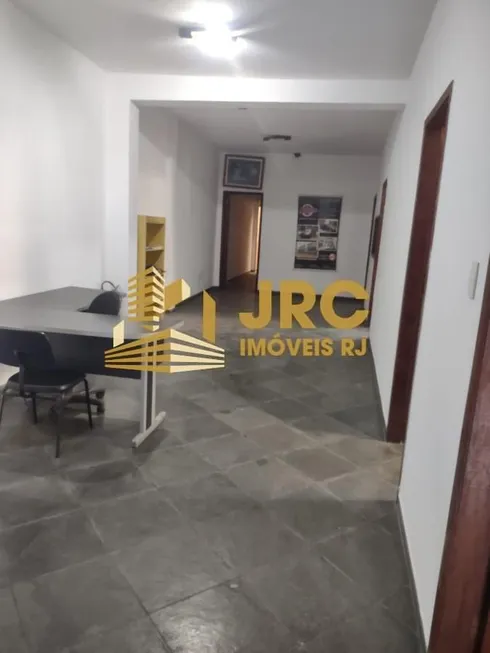 Foto 1 de Casa com 4 Quartos à venda, 150m² em Olaria, Rio de Janeiro