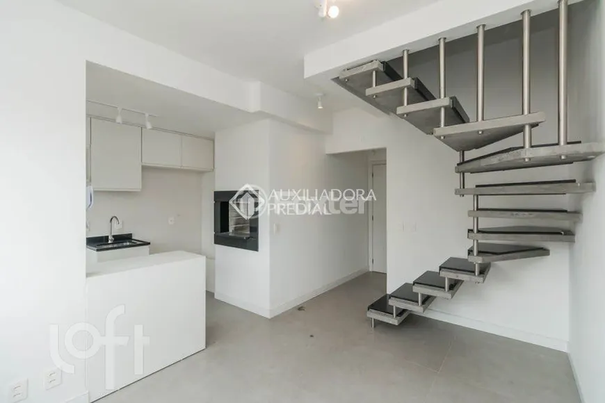 Foto 1 de Apartamento com 1 Quarto à venda, 47m² em Petrópolis, Porto Alegre