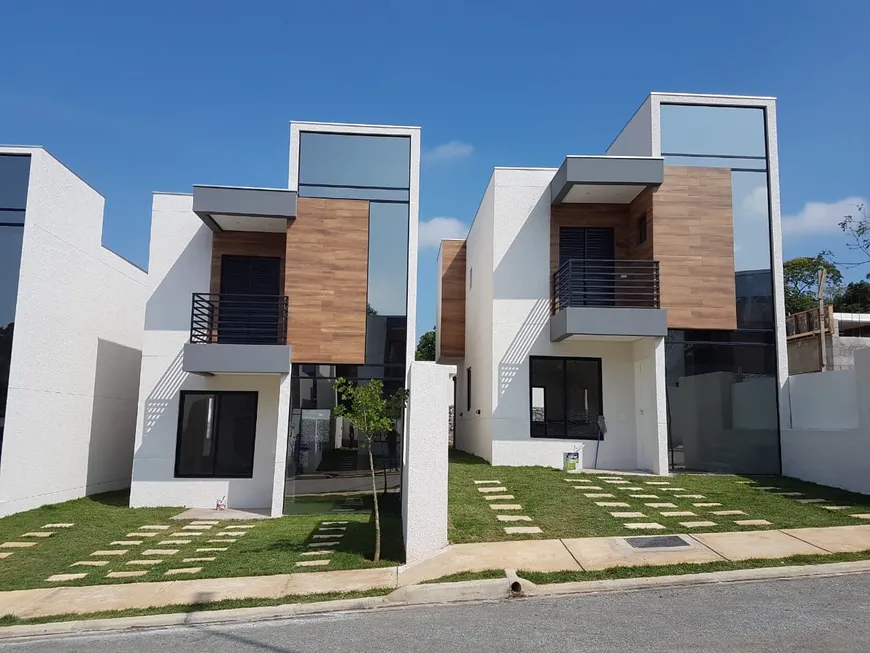 Foto 1 de Casa de Condomínio com 3 Quartos à venda, 96m² em Perove, Embu das Artes