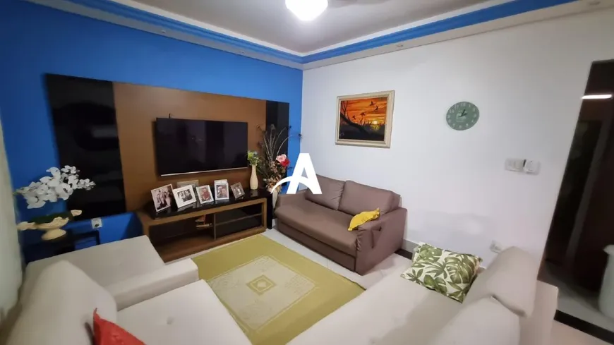 Foto 1 de Casa com 4 Quartos à venda, 232m² em Segismundo Pereira, Uberlândia