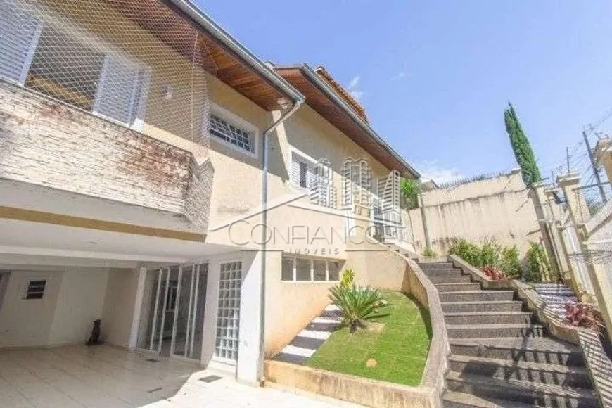 Foto 1 de Casa com 3 Quartos para alugar, 392m² em Santa Felicidade, Curitiba