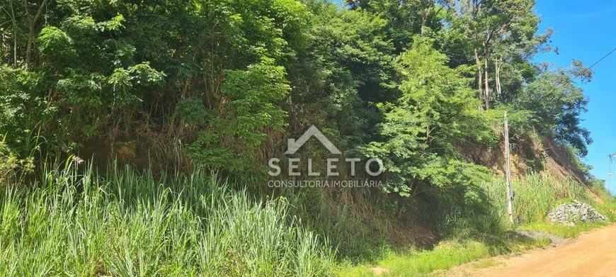 Foto 1 de Lote/Terreno à venda, 510m² em Cafubá, Niterói