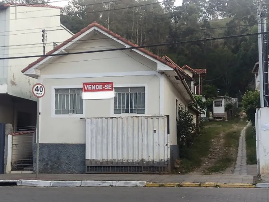 Foto 1 de Casa com 2 Quartos à venda, 294m² em Centro, Delfim Moreira