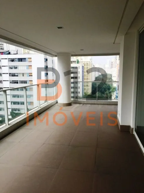 Foto 1 de Apartamento com 4 Quartos à venda, 270m² em Higienópolis, São Paulo