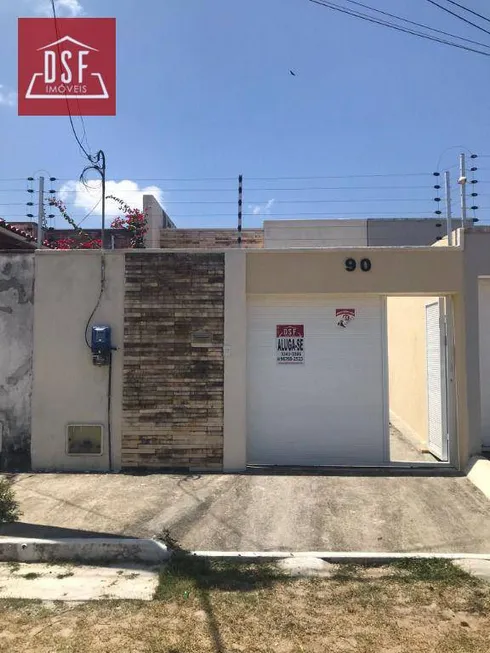 Foto 1 de Casa com 3 Quartos à venda, 90m² em Luzardo Viana, Maracanaú