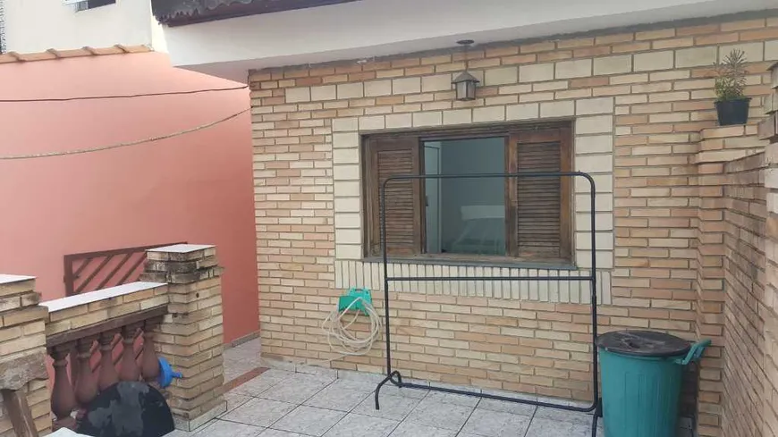 Foto 1 de Casa com 2 Quartos à venda, 87m² em Jardim São Nicolau, São Paulo