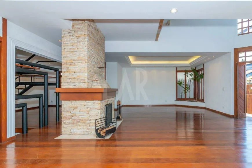 Foto 1 de Casa com 4 Quartos à venda, 458m² em Santa Lúcia, Belo Horizonte