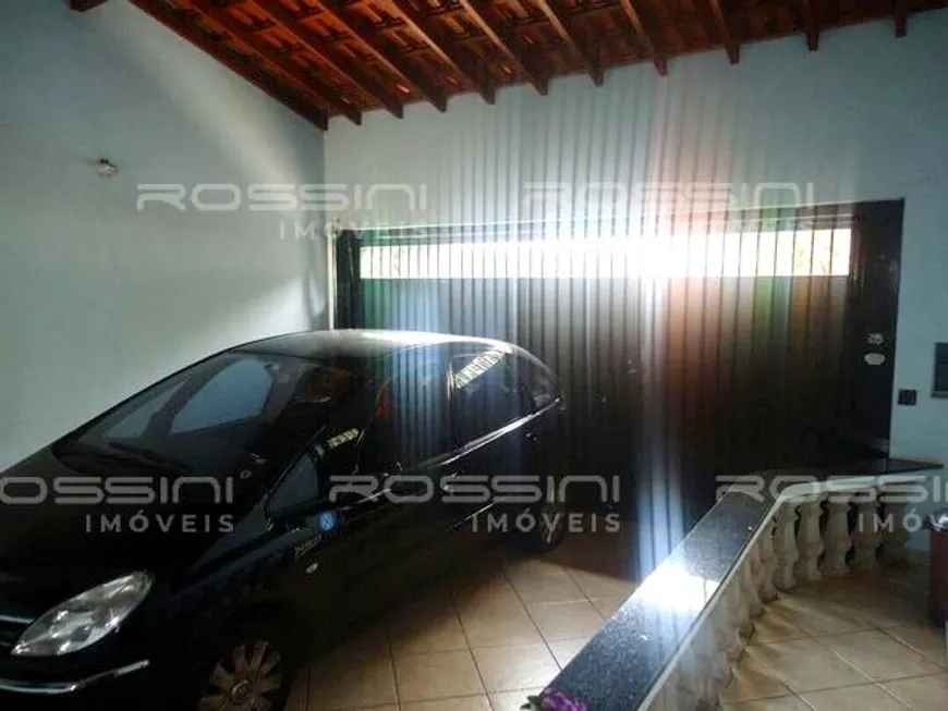 Foto 1 de Casa com 3 Quartos à venda, 165m² em VILA VIRGINIA, Ribeirão Preto