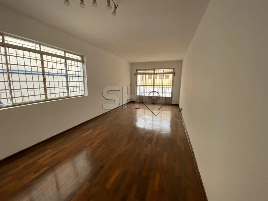 Foto 1 de Sobrado com 4 Quartos para alugar, 320m² em Sumaré, São Paulo