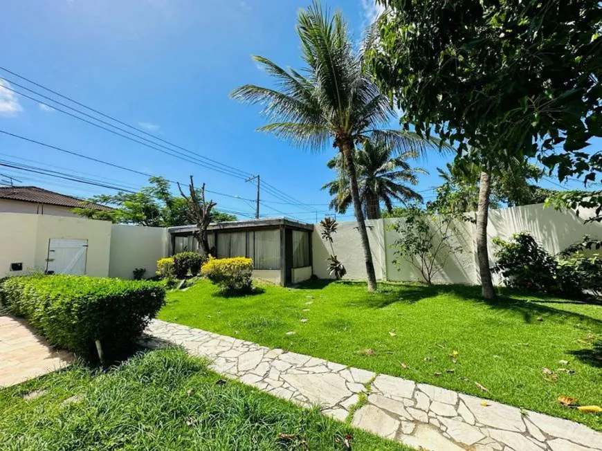 Foto 1 de Casa com 4 Quartos à venda, 400m² em Buraquinho, Lauro de Freitas