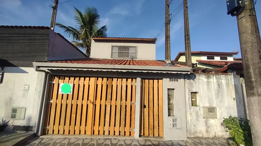 Foto 1 de Casa com 4 Quartos à venda, 220m² em Balneário Gaivota, Itanhaém