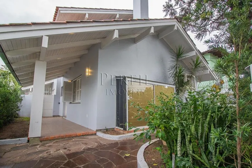Foto 1 de Casa com 3 Quartos à venda, 450m² em Partenon, Porto Alegre