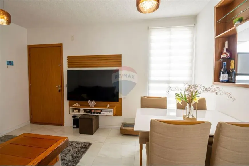 Foto 1 de Apartamento com 2 Quartos à venda, 44m² em Passo das Pedras, Gravataí