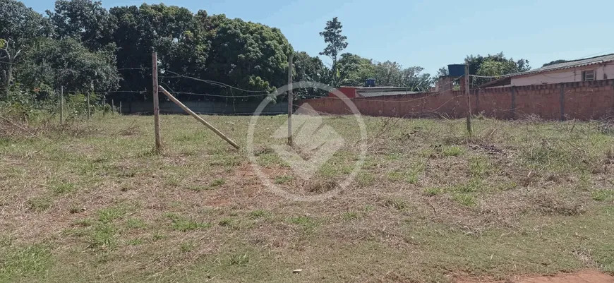 Foto 1 de Fazenda/Sítio à venda, 1000m² em Morada Nova, Uberlândia