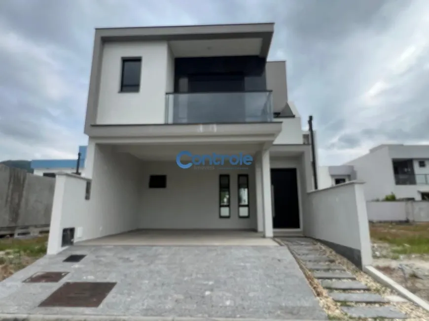 Foto 1 de Casa de Condomínio com 3 Quartos à venda, 188m² em Beira Rio, Biguaçu