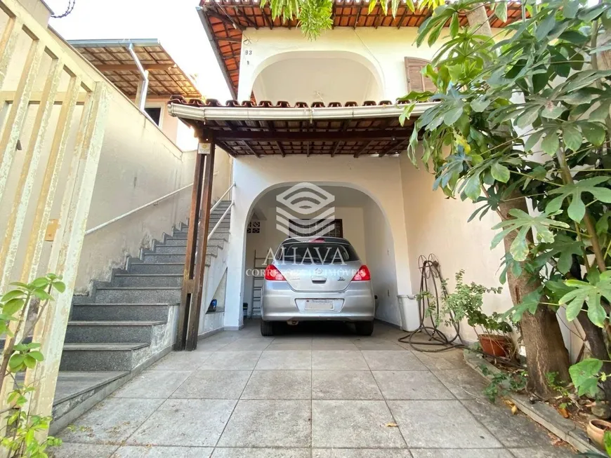 Foto 1 de Casa com 3 Quartos à venda, 152m² em Santa Amélia, Belo Horizonte