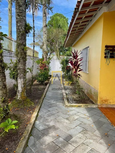 Foto 1 de Casa com 3 Quartos para alugar, 290m² em Retiro das Caravelas, Cananéia