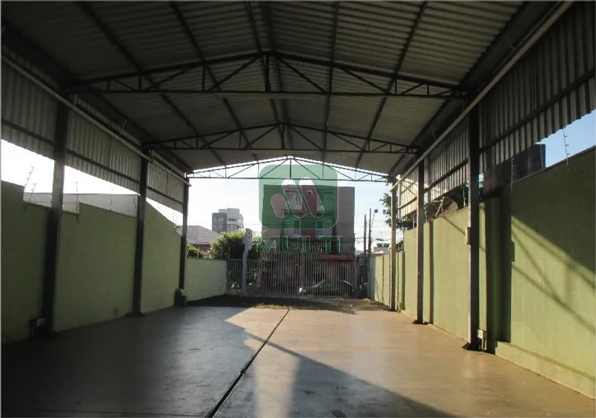 Foto 1 de Imóvel Comercial com 2 Quartos à venda, 300m² em Nossa Senhora Aparecida, Uberlândia