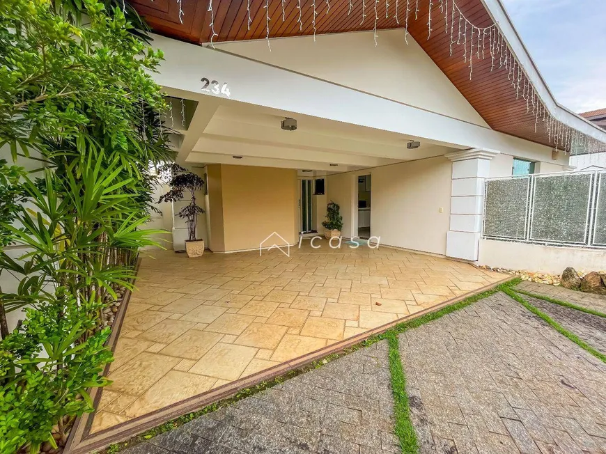 Foto 1 de Casa de Condomínio com 5 Quartos para venda ou aluguel, 392m² em Condominio Village Taubate, Taubaté
