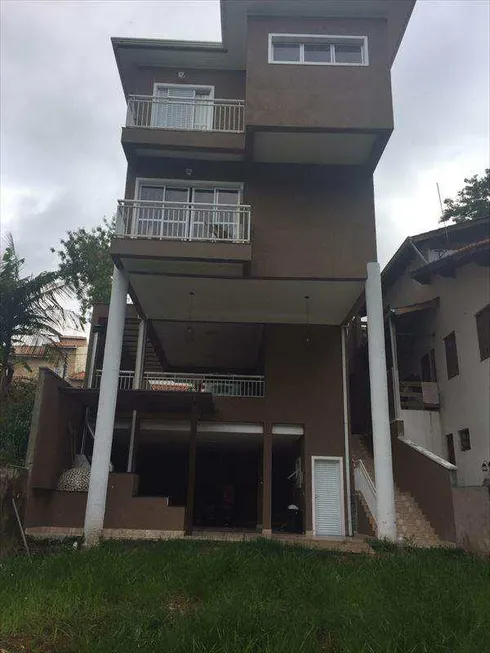 Foto 1 de Casa com 3 Quartos à venda, 410m² em Parque Nova Jandira, Jandira