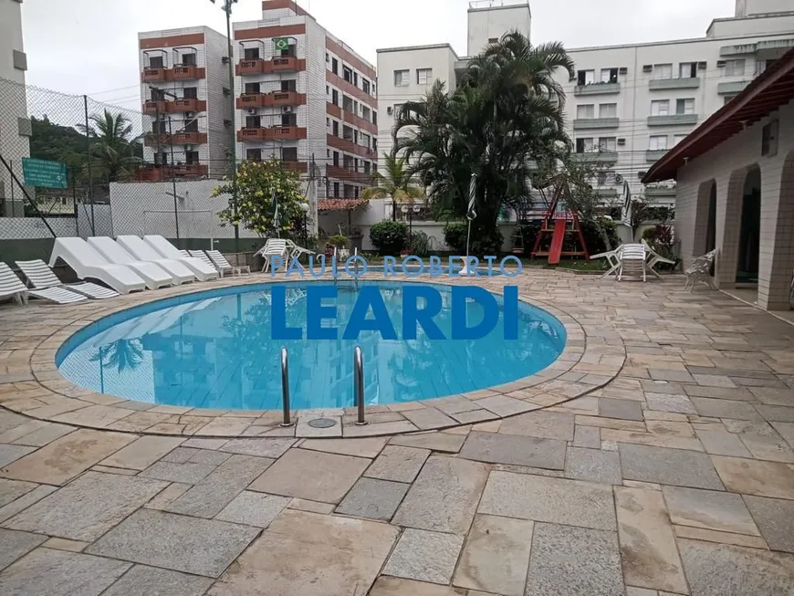 Foto 1 de Apartamento com 3 Quartos à venda, 80m² em Jardim Las Palmas, Guarujá