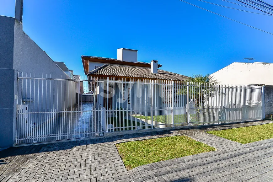 Foto 1 de Casa com 5 Quartos à venda, 281m² em Capão da Imbuia, Curitiba