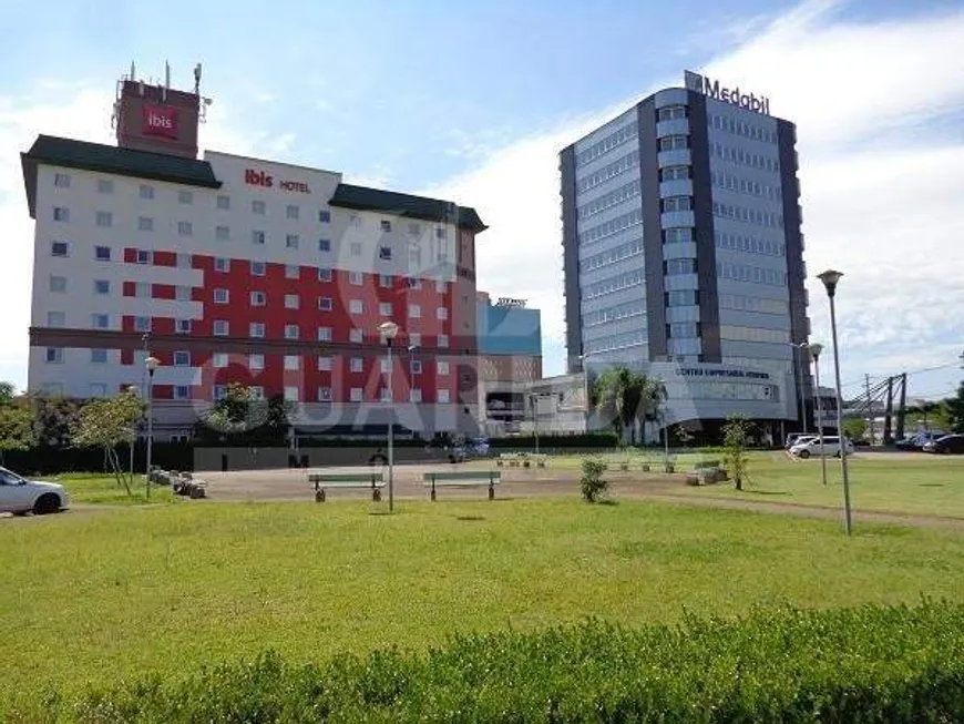 Foto 1 de Sala Comercial para alugar, 118m² em Auxiliadora, Porto Alegre