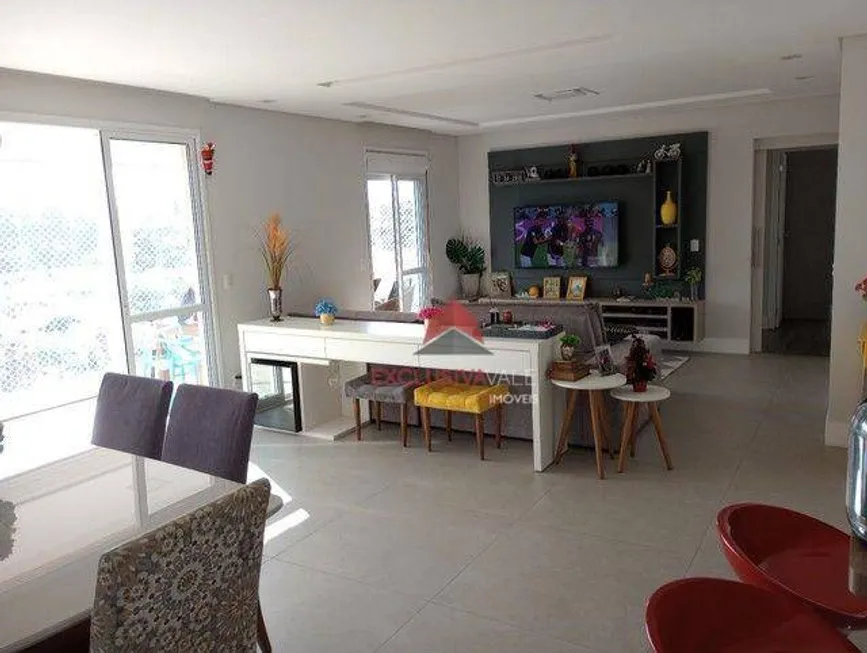 Foto 1 de Apartamento com 3 Quartos à venda, 118m² em Urbanova, São José dos Campos