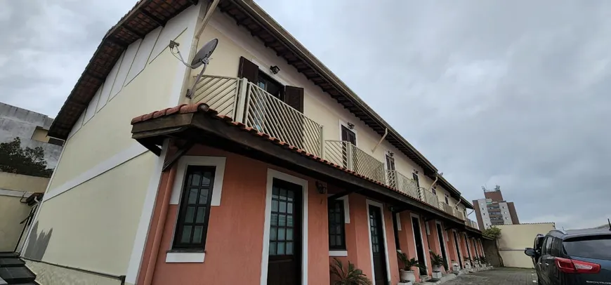 Foto 1 de Casa de Condomínio com 2 Quartos à venda, 97m² em Jaguaribe, Osasco